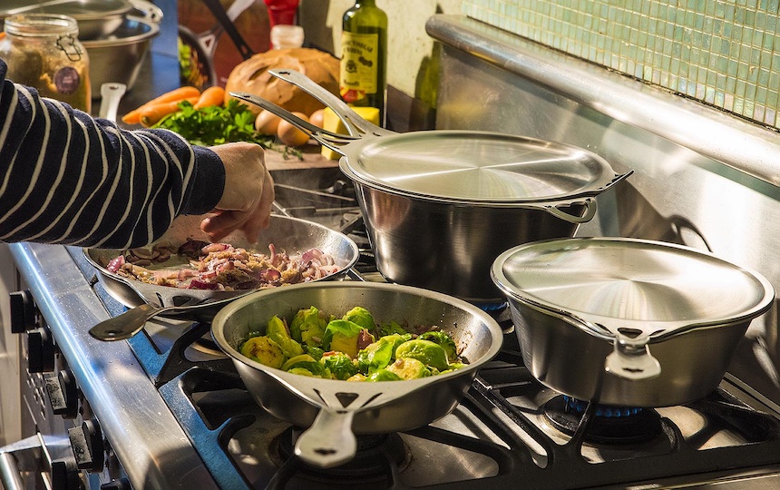 5 Reasons Why You Need To Use Sustainable Cookware 