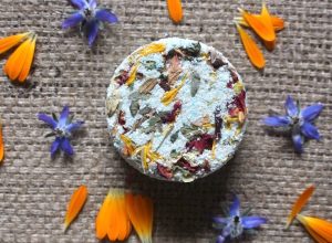 How To Make Zero Waste Natural Bath Bombs