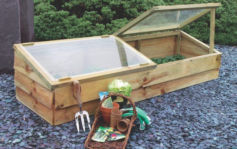 Build-a-cold-frame-Ofer-El-Hashahar-via-flickr