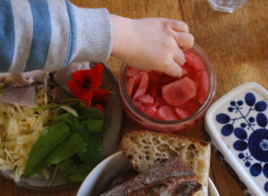 29 Plastic Free Lunchbox Ideas For Kids
