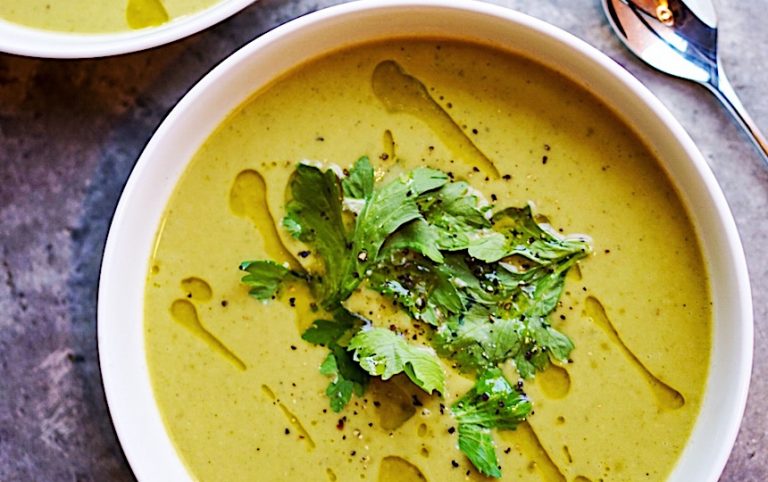Loofa and Chicken Thai Green Curry Recipe