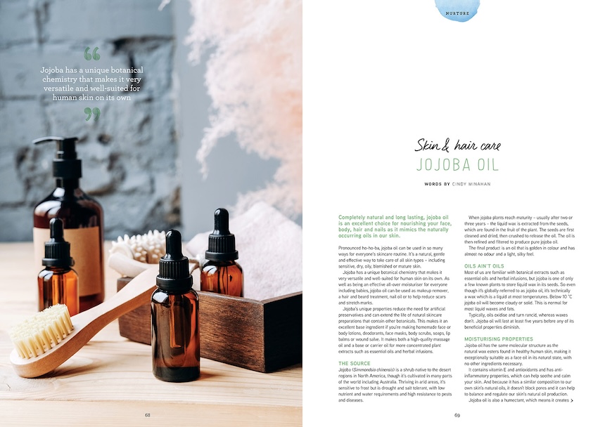 Completely natural and long lasting, jojoba oil is an excellent choice for nourishing your face, body, hair and nails as it mimics the naturally occurring oils in our skin.